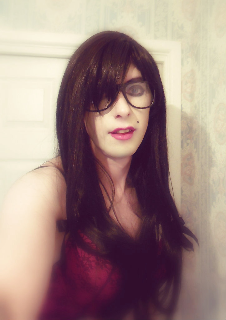 Tranny Pretty Kitty the Raven haired Party Girl #12770049