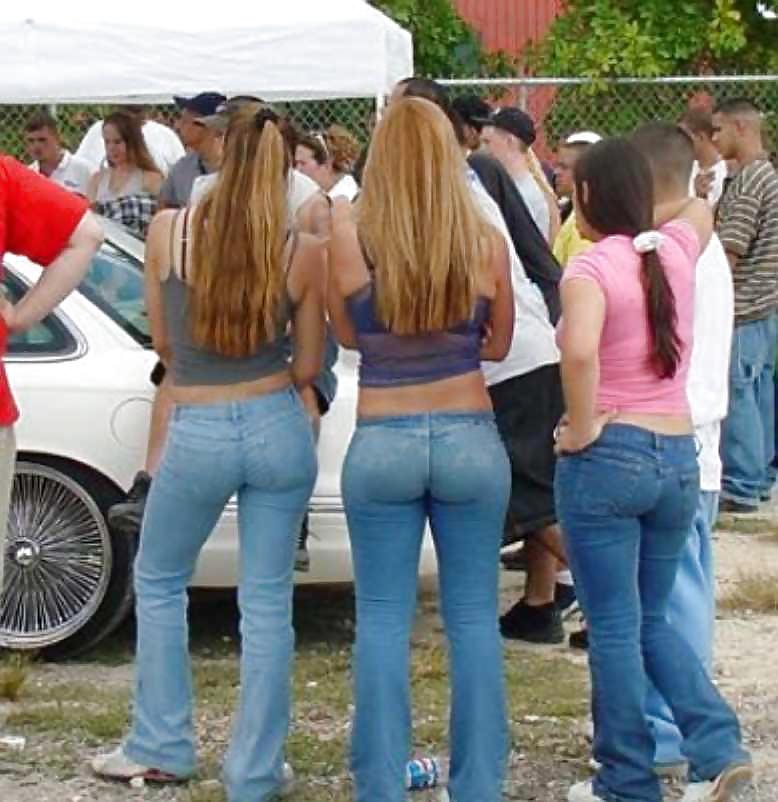 Sexy butts in jeans - no porn #6716336