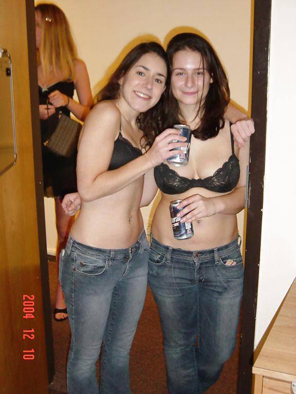 Bra babes 62
 #18311331