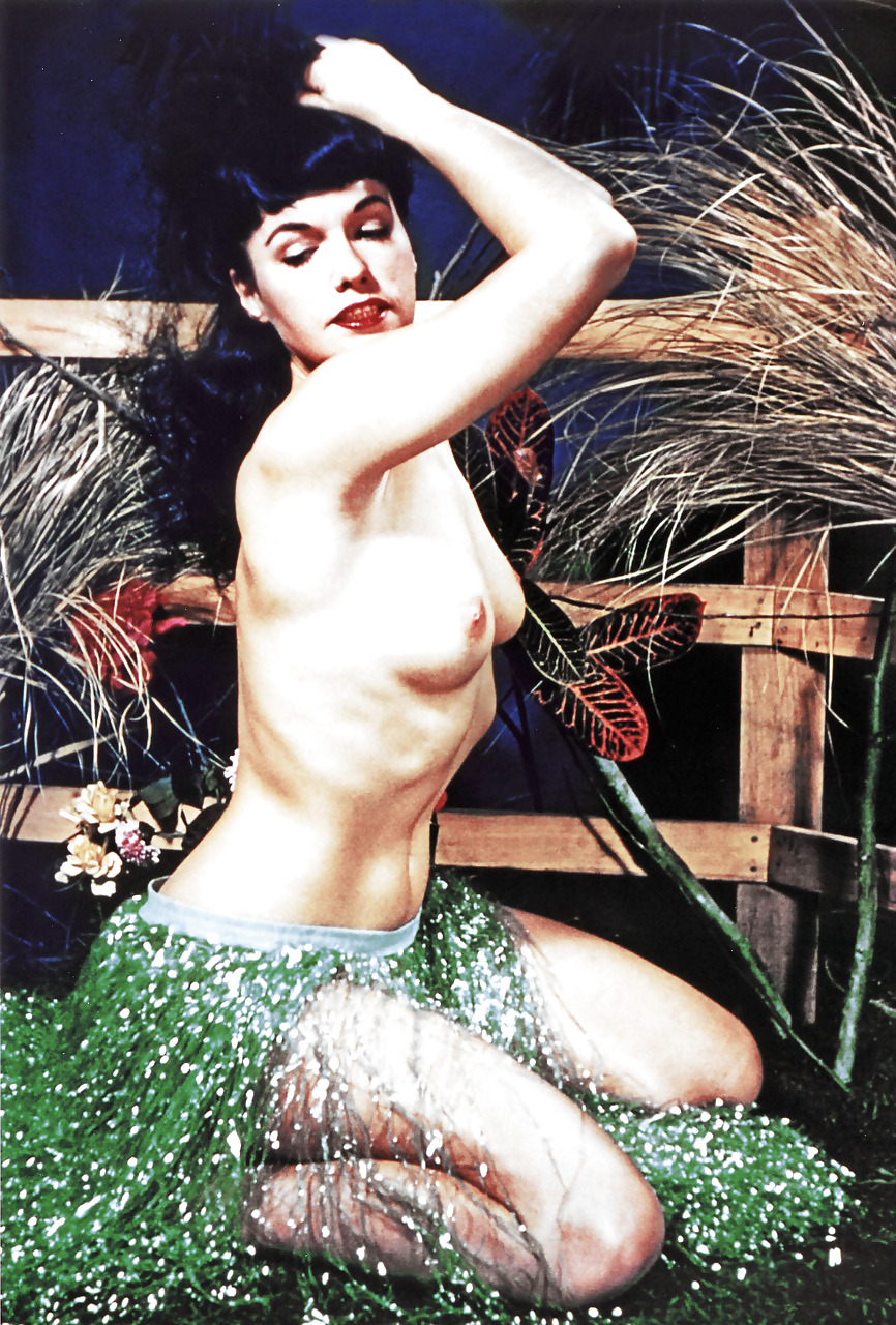 Classic PinUps 20s to 50s #9701689