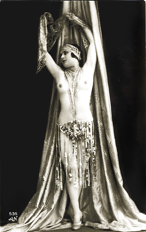 Classic PinUps 20s to 50s #9702040