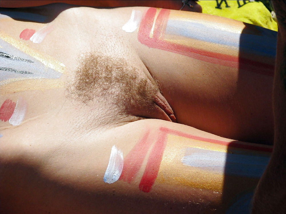 Photos Nudistes J'aime 23 Body Painting #3814793