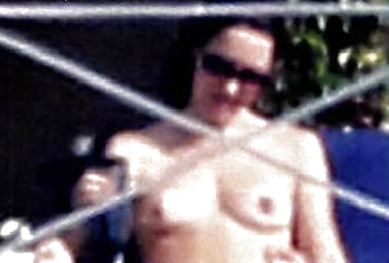 Kate Middelton Topless Bikini Pics Celeb #13833535