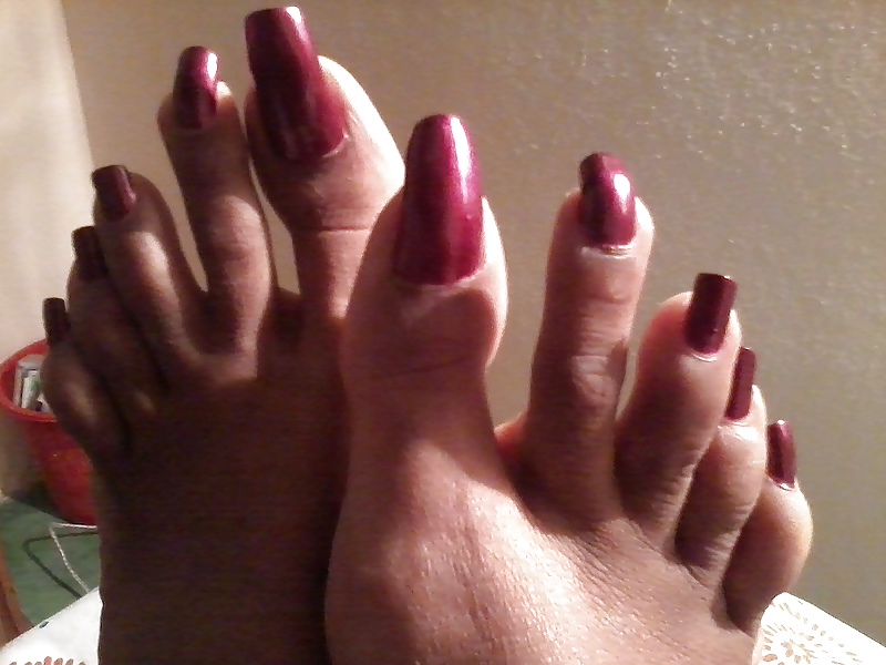 Beautiful long toenails #17114098