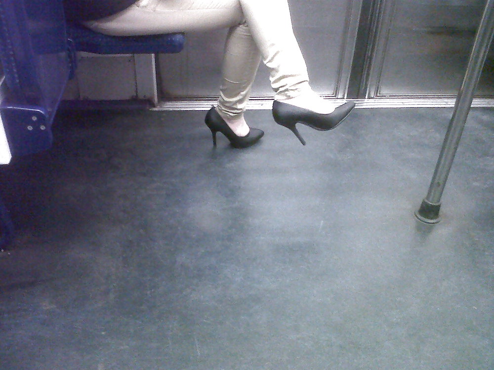 Legs from Paris #9399332