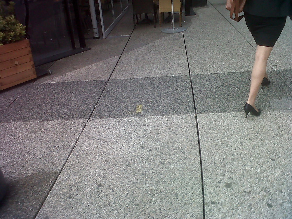 Legs from Paris #9399337