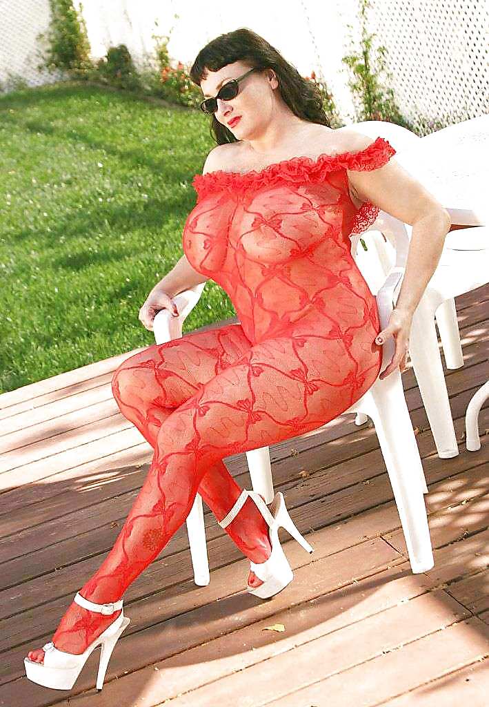 Vintage and lots of other sexy ladies