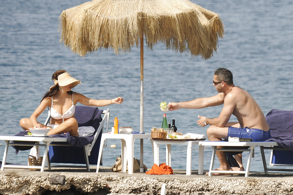 Sofia vergara bikini candids en ischia
 #2560349