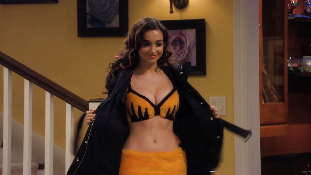 Molly Ephraim #17582362