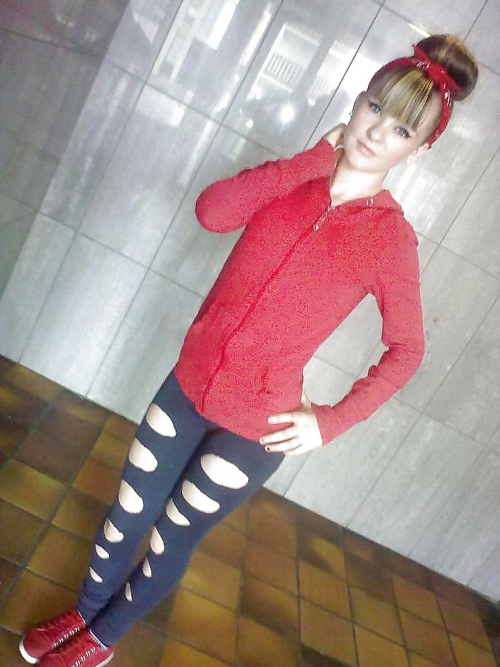 Facebook 4 #18479601