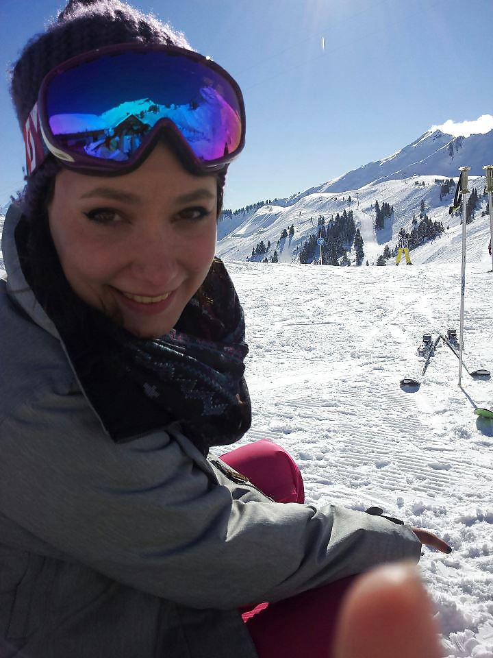 Facebook 4
 #18479644