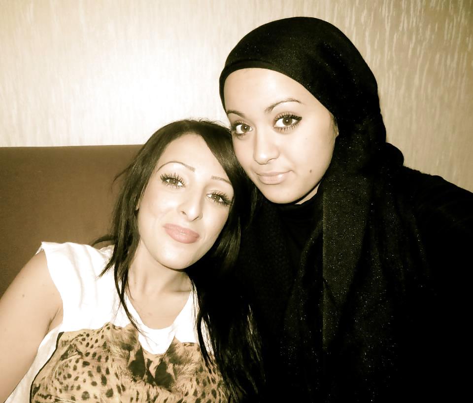 Facebook 4
 #18479698