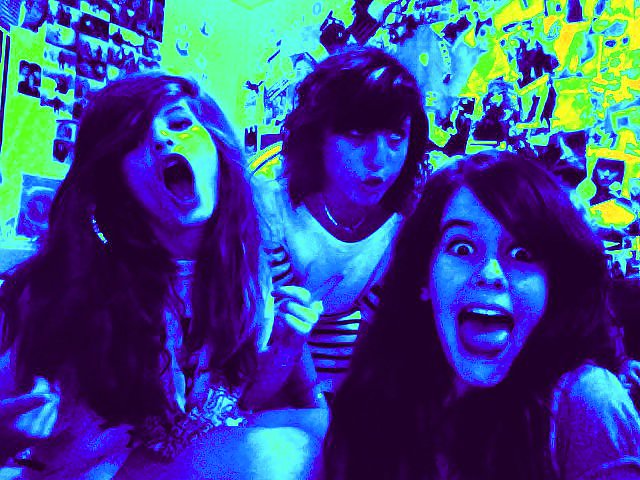 Facebook 4
 #18479758