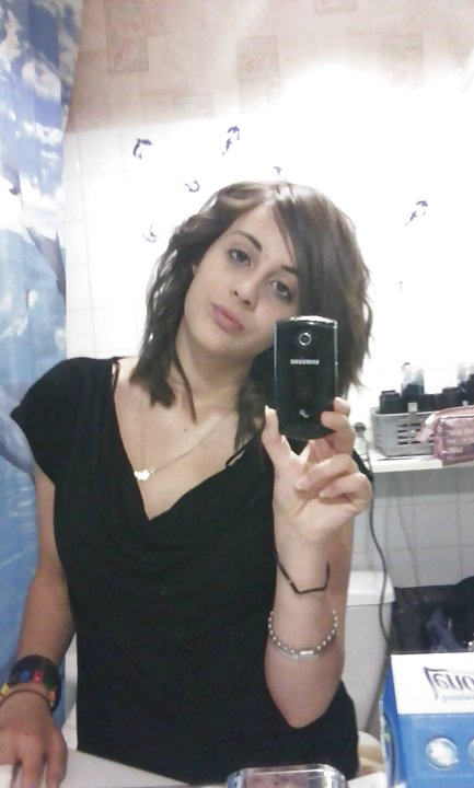 Facebook 4
 #18479784