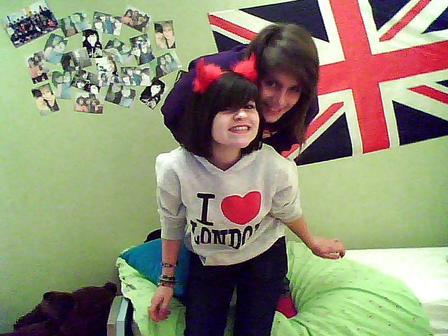 Facebook 4 #18479914