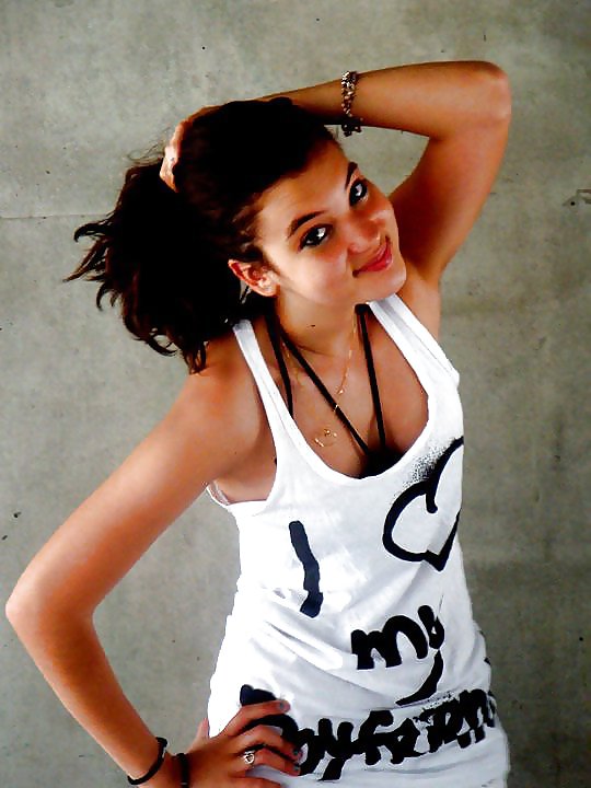 Facebook 4 #18479934