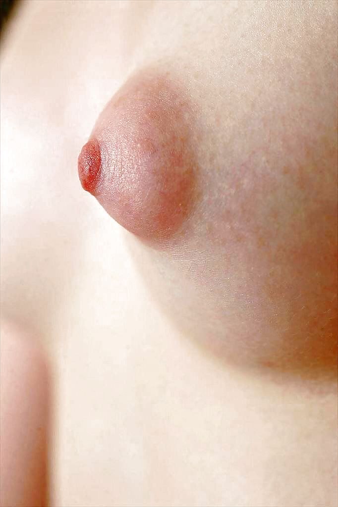 Puffy nipples #22000213