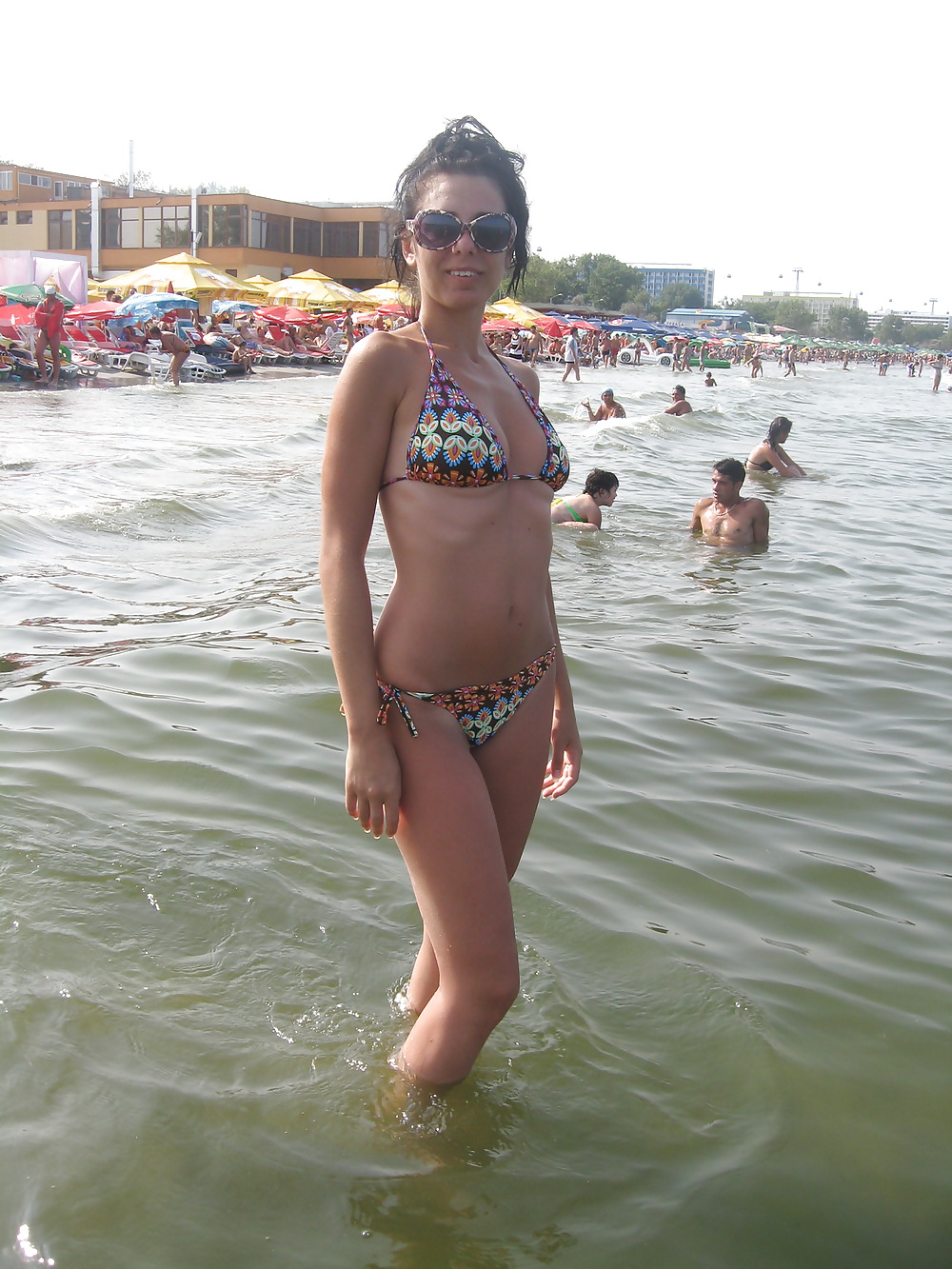 Barbu Oana (Bucuresti Romania) #16903194