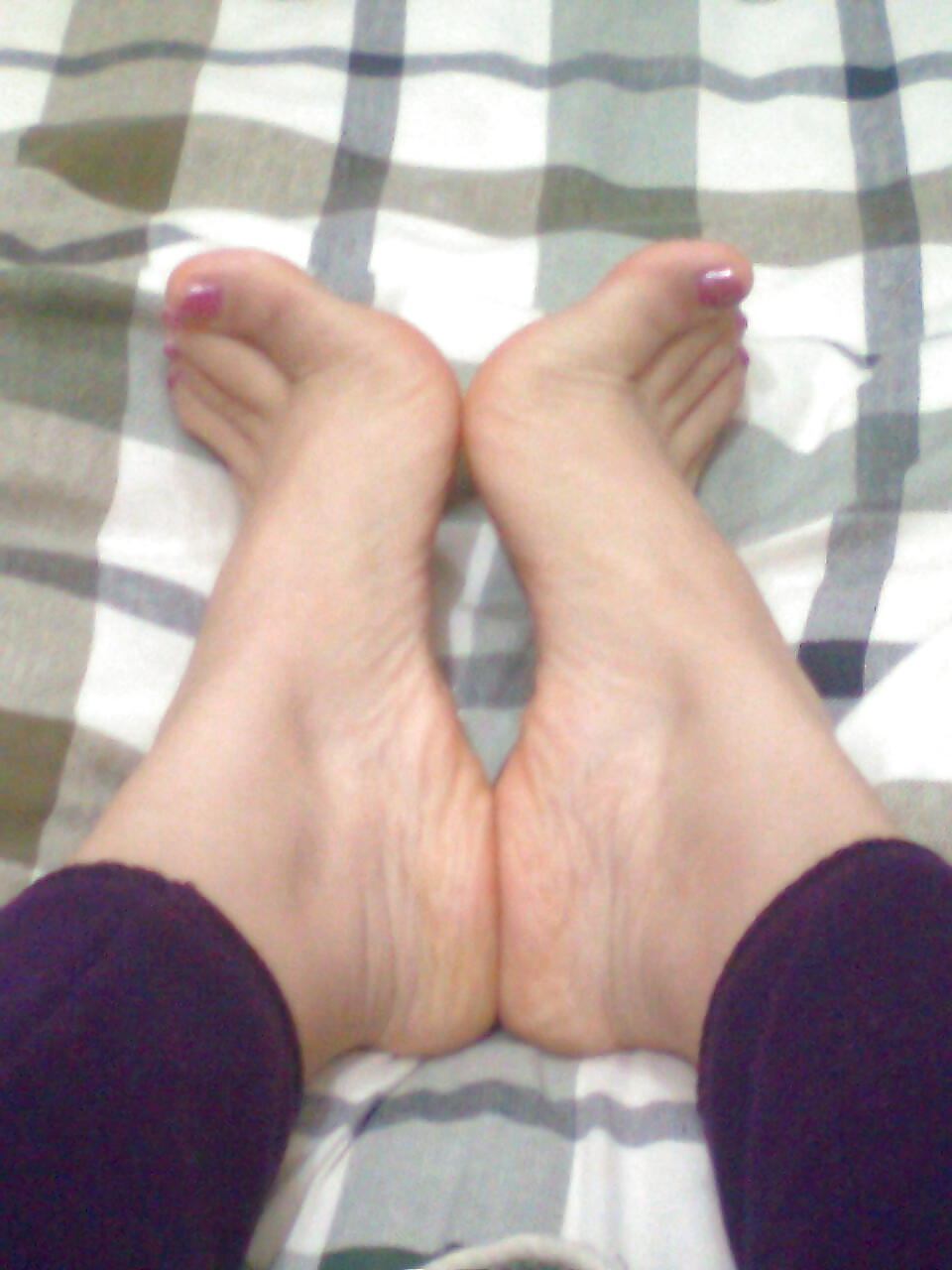 Piedi asiatici e feticismo dei piedi. le suole della mia ragazza cinese!
 #16078772