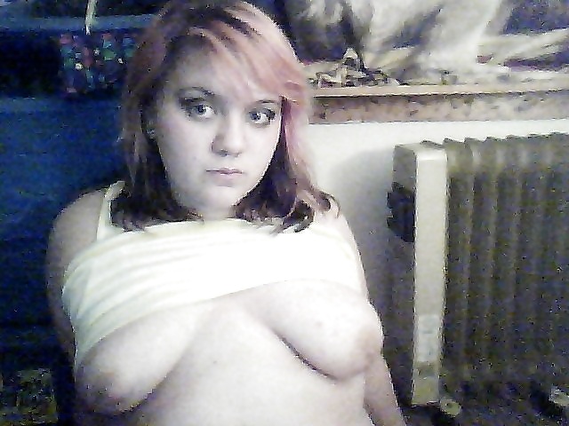 Random b camwhore 01
 #1889557