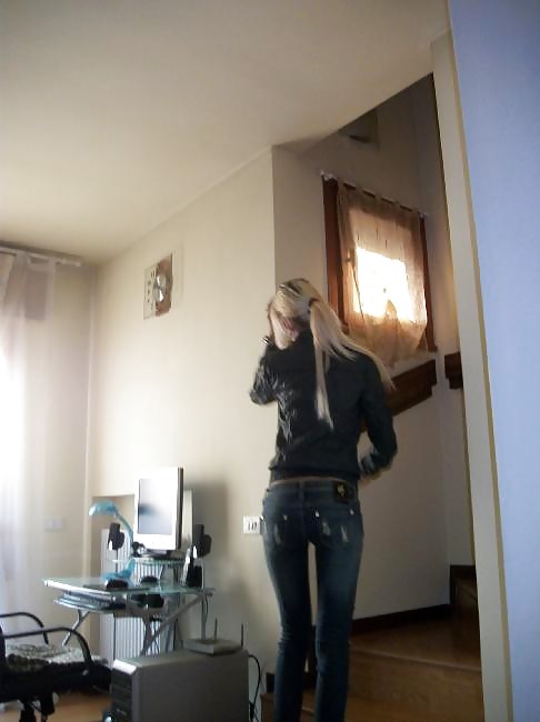 Constantly moving: Ladies in denims II #9656132