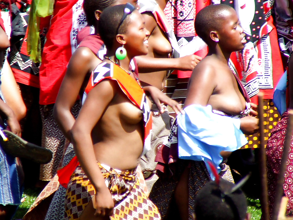 The Beauty of Africa Traditional Tribe Girls #16824464