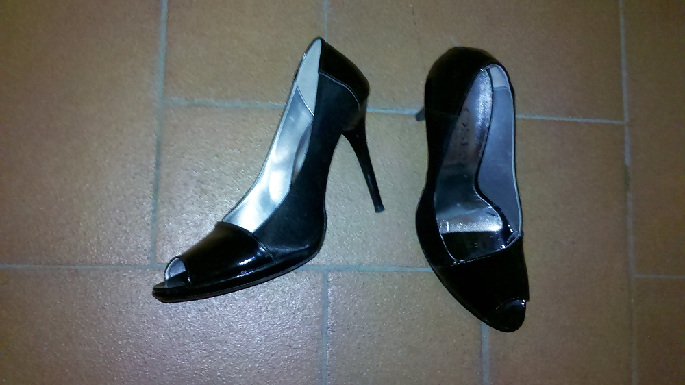 Scarpe nuove
 #16384718