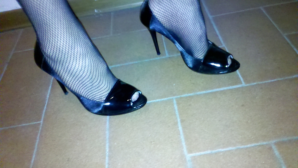 Scarpe nuove
 #16384725