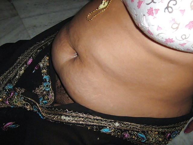 DESI AUNTY- SAREE WITHOUT FACE  #21923432