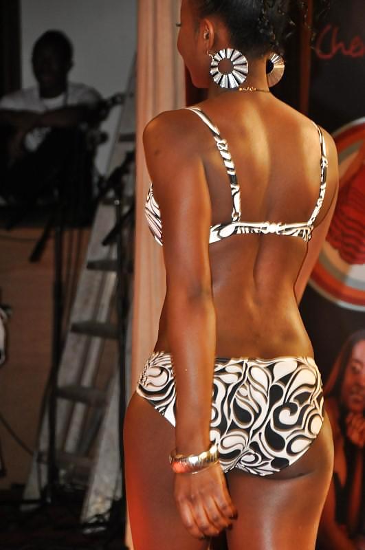 Miss Sudafrica 2010...bikini
 #9929706