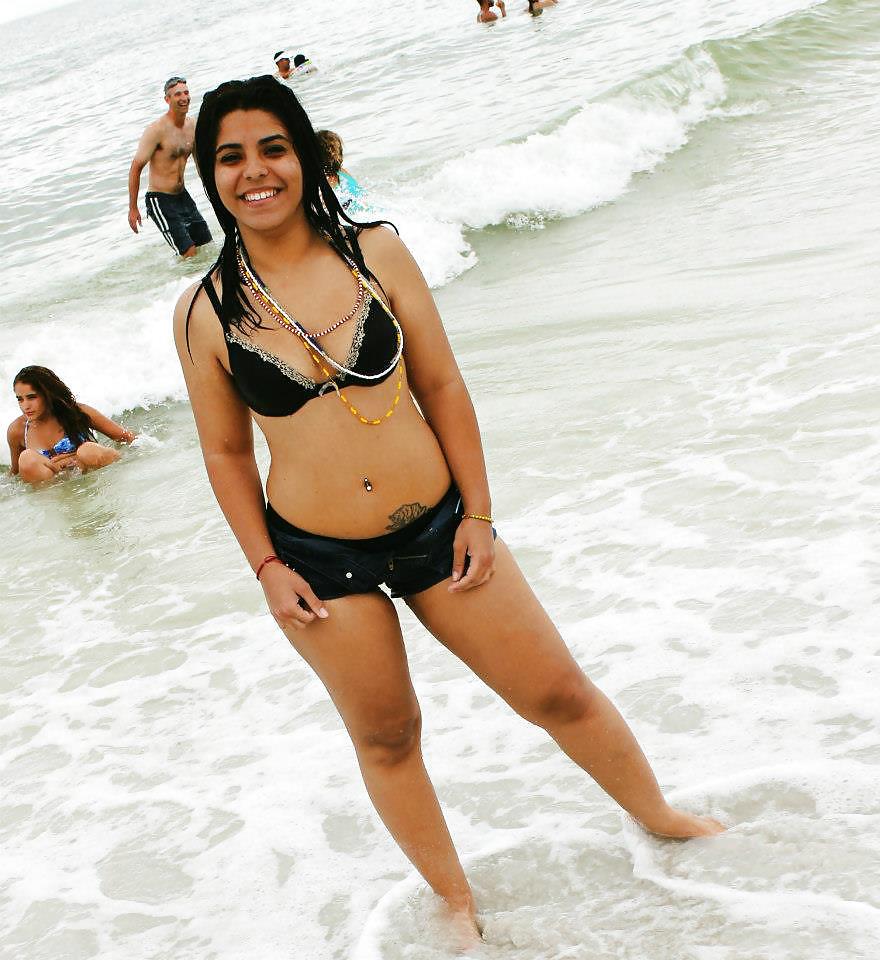 Latinas in swim suits 2 #21913964