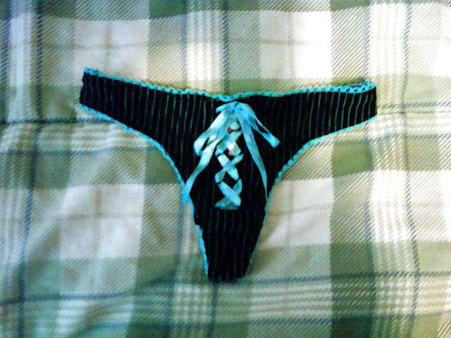 Amigas ensenando calzones friend showing panties #13
 #13371103