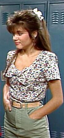 Kelly Kapowski gallery #2 (Mostly fully dressed) #14675168