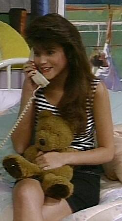 Kelly Kapowski gallery #2 (Mostly fully dressed) #14675303