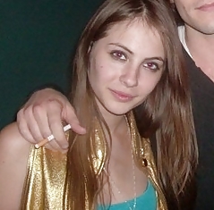 Willa Holland Sammlung #13646171