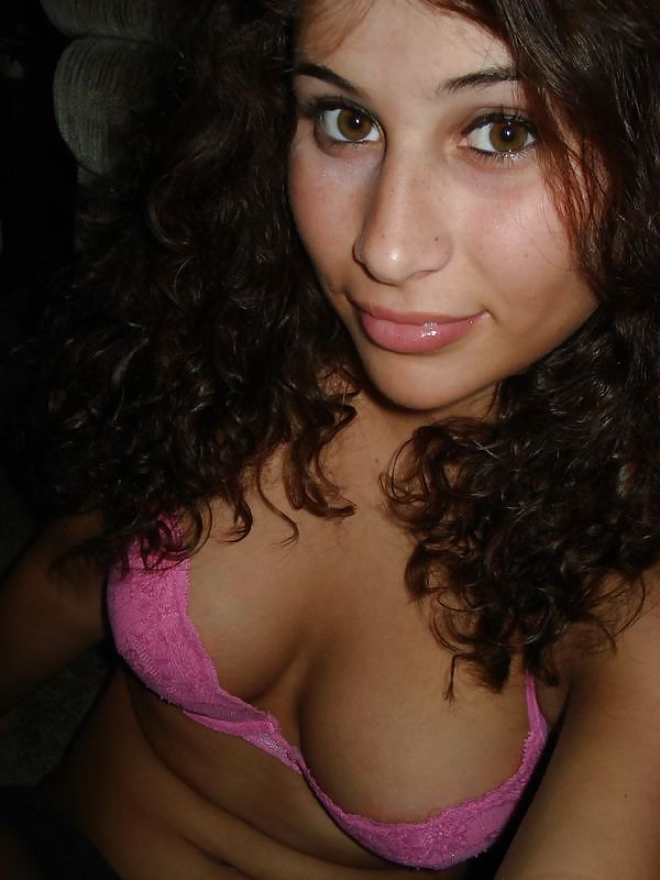 Sexy brunette #8517295