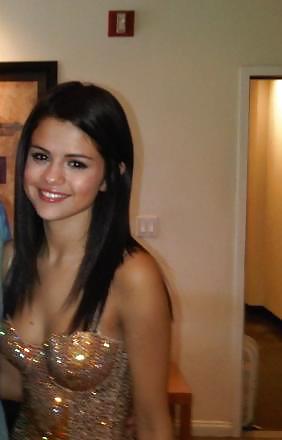 Selena gomez 16
 #5740606