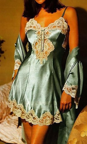 Beau satin du Web #12752965