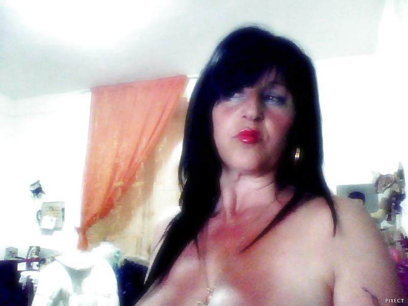 ミケーラフェイスブック
 #19938793