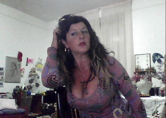 ミケーラフェイスブック
 #19938845