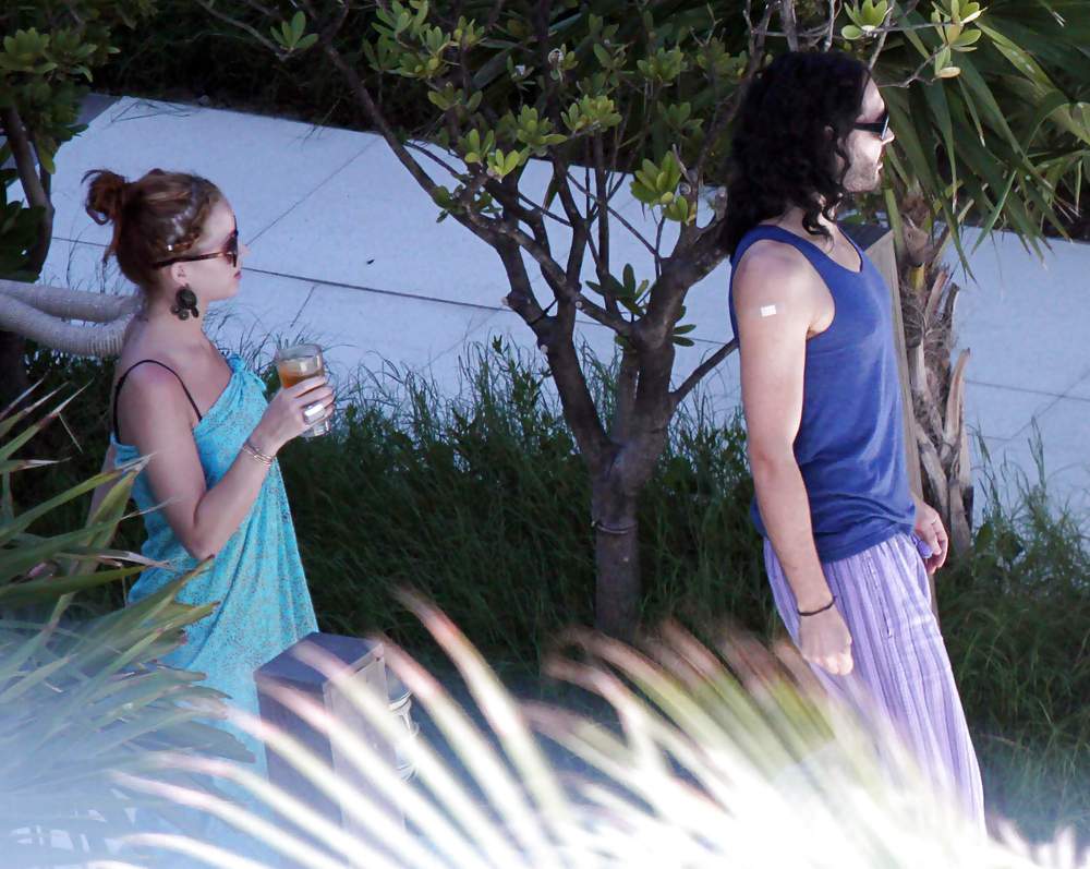 Katy Perry Candids Piscine Bikini à Miami #4316649