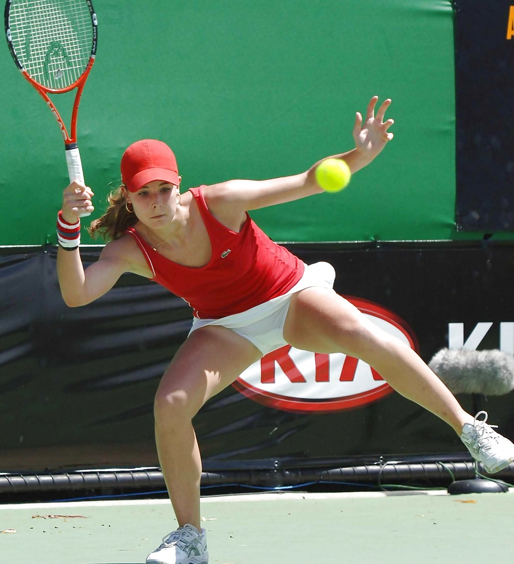 Alize Cornet #8581768