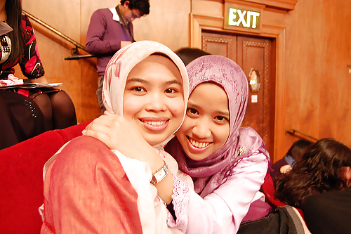 Tutor malayo
 #7272474