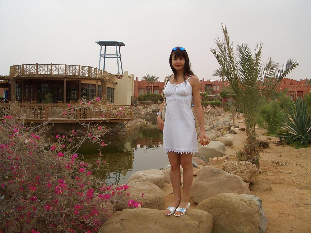 Braless 52. #4530435