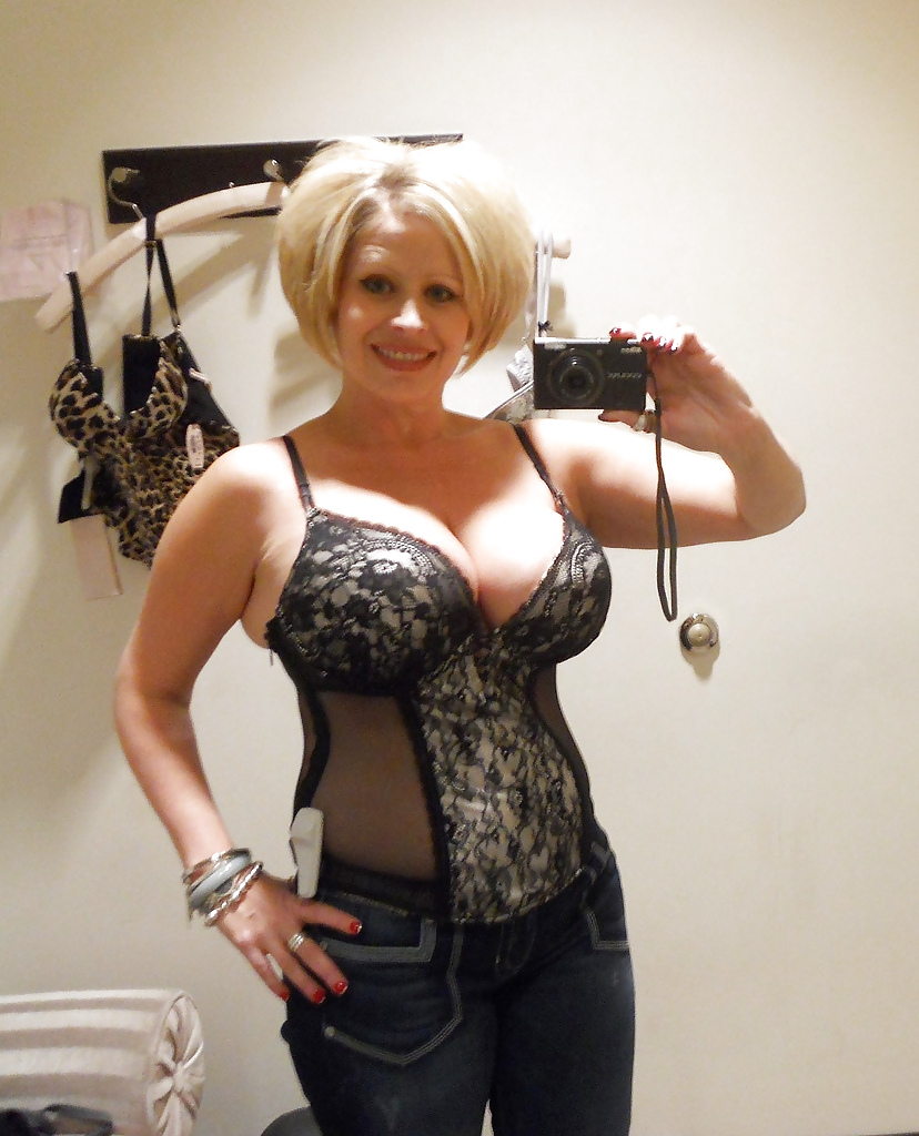 Selfshot hotties no 13
 #15005392
