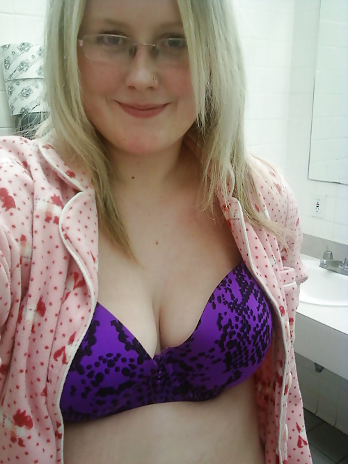 Selfshot hotties no 13
 #15005401