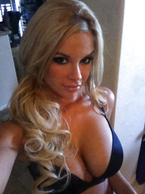 Selfshot hotties no 13
 #15005445