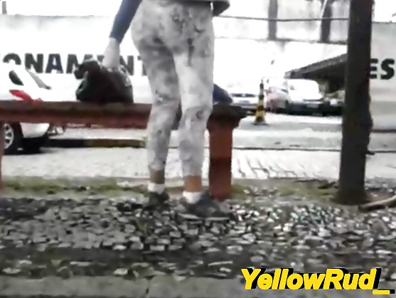 彼女の脚を見てください - br
 #18467147