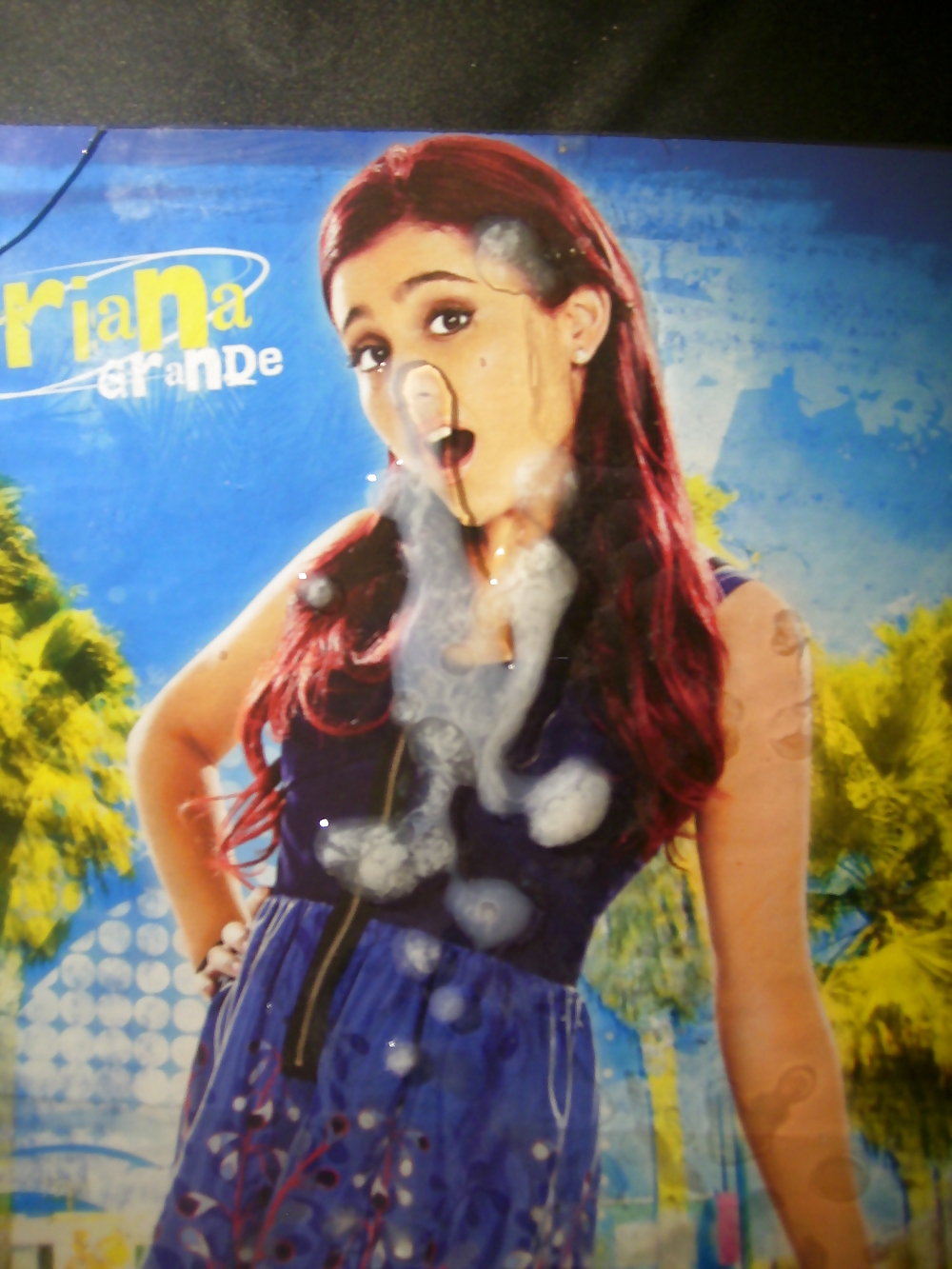 Ariana grande
 #16740897