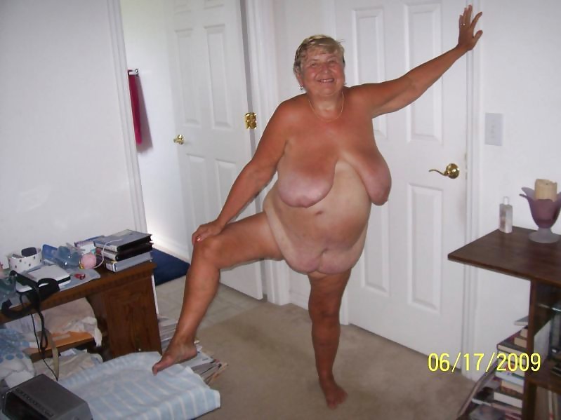 Grandma with saggy tits. #6328563